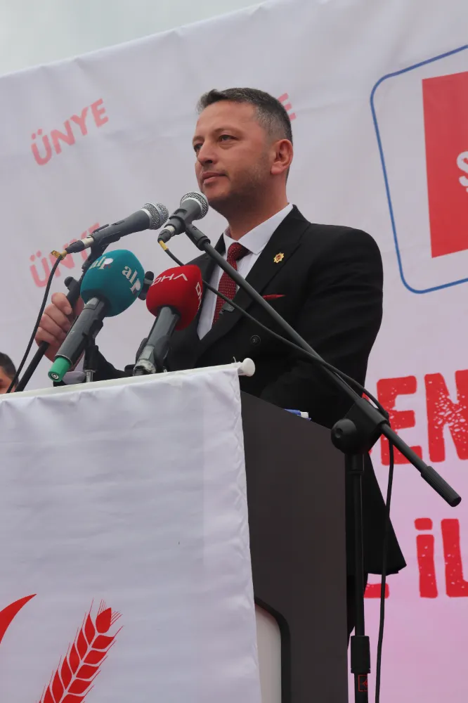 ERBAKAN’A ÜNYE’DE BÜYÜK İLGİ