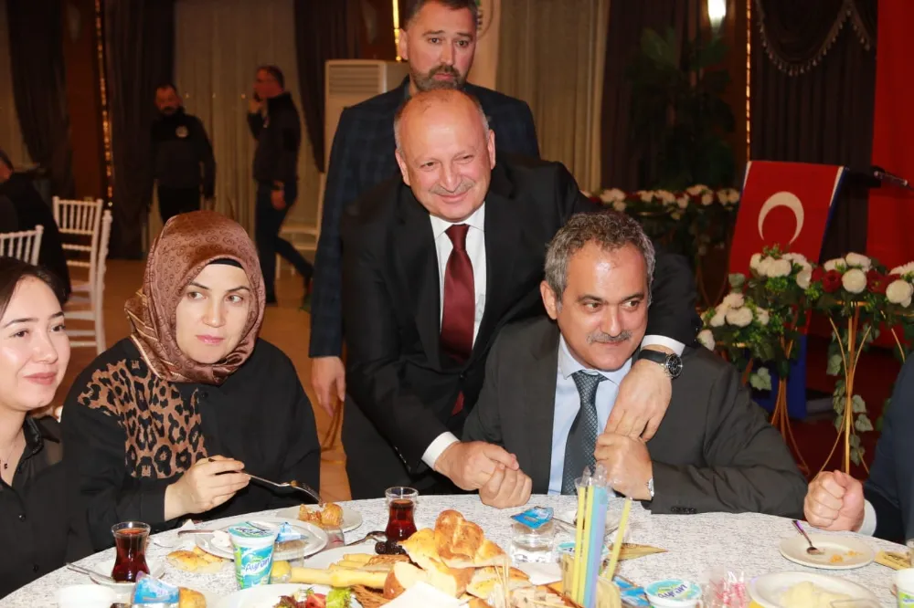 BAŞKAN TAVLI, “ŞEHİT VE GAZİLERİMİZE MİNNETTARIZ”