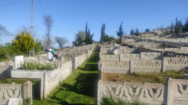 19 İLÇE MEZARLIĞINDA KUR’AN-I KERİM OKUNACAK