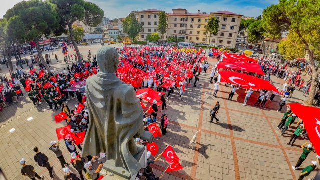 CUMHURİYETİN 100. YILLI KUTLANDI