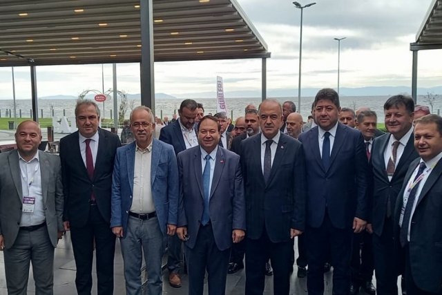 KARAGÖZ ORDU GÜNLERİNDE HEMŞERİLERİ İLE BİR ARADA OLDU