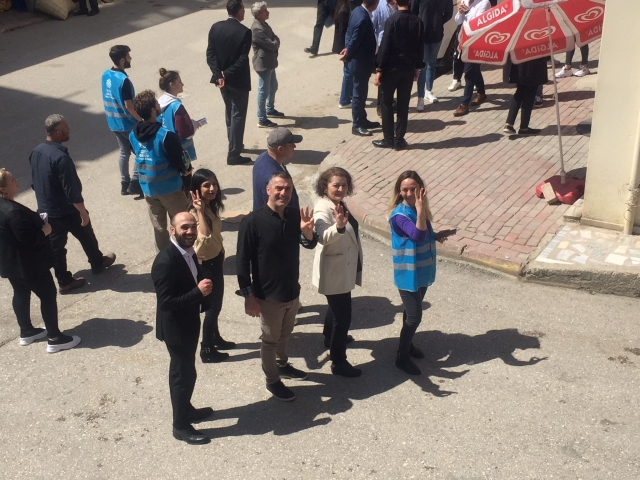 ÖZDEMİR’E ÇAMAŞ’TA YOĞUN İLGİ