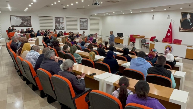 VALİ SONEL, “SİZLERİN MUTLULUĞU, BİZİM MUTLULUĞUMUZDUR”